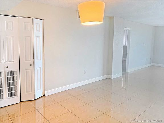 3rd image of 1251 NE 108th St APT 802