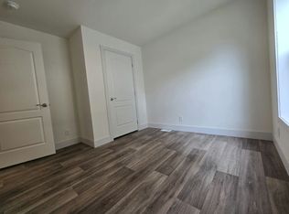 207 Janjo Dr #209, Mankato, MN 56001