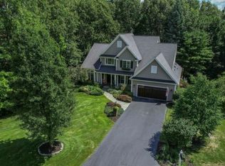 15 Claret Dr, Fairport, NY 14450