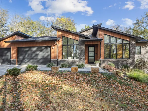 5705 SW Landview Dr, West Des Moines, IA 50265