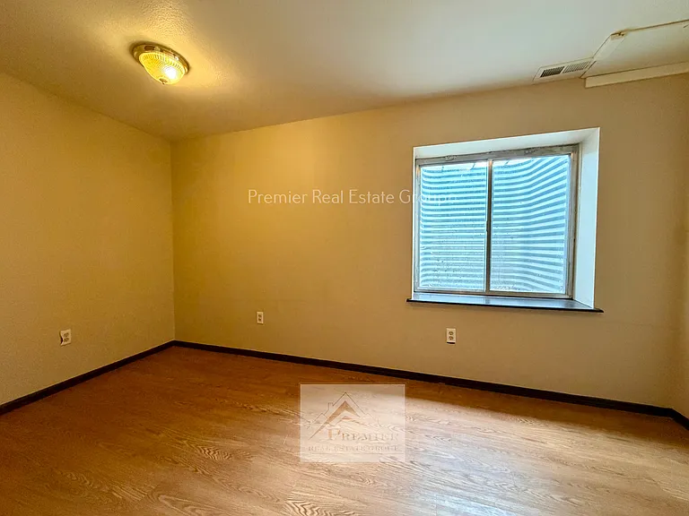 1428 Coolcrest Dr — Photo 13