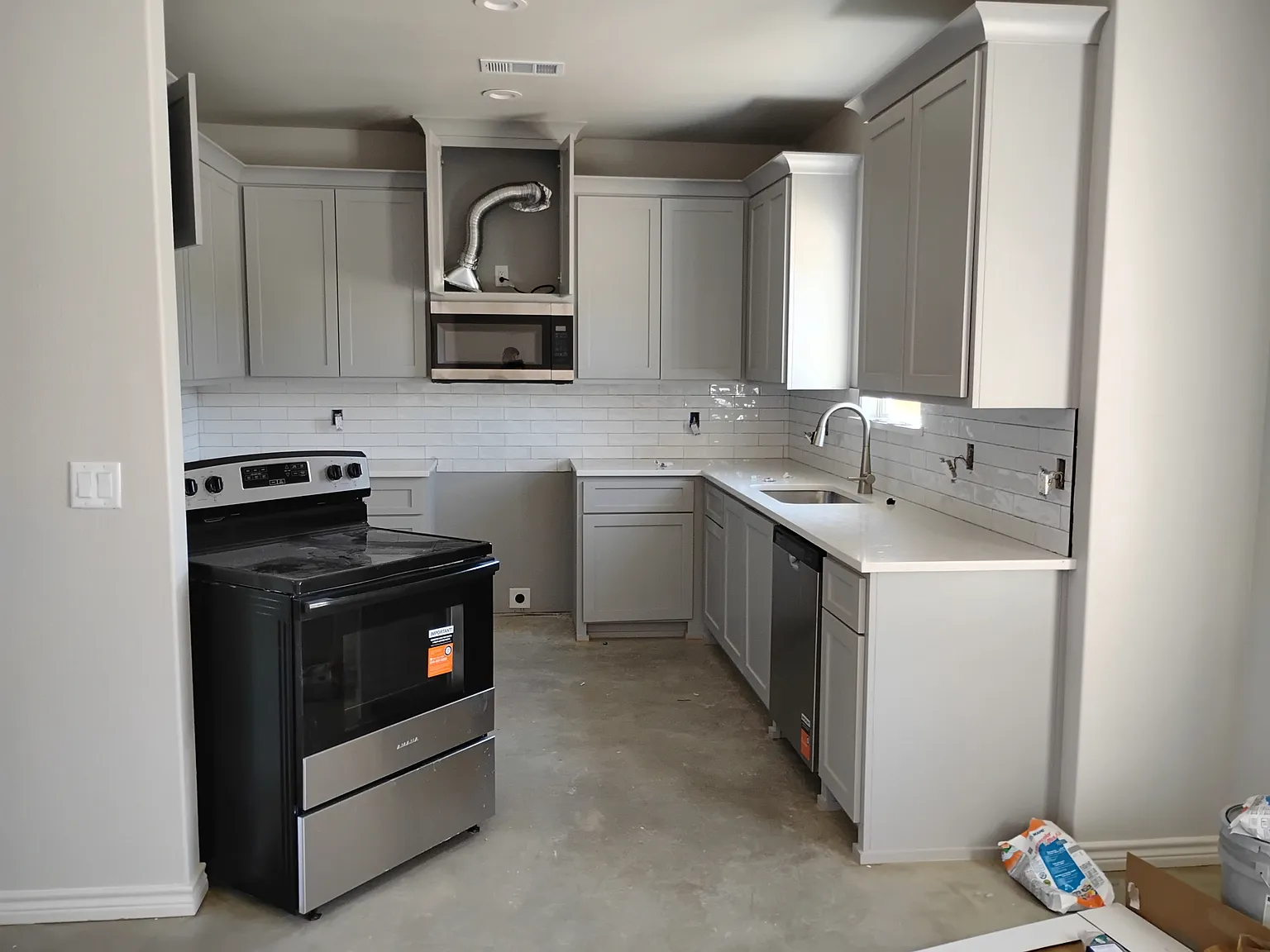 1012 Wooded Hollow Court - 108 — Photo 3