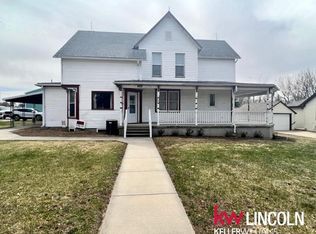 409 Cedar St, Elgin, NE 68636