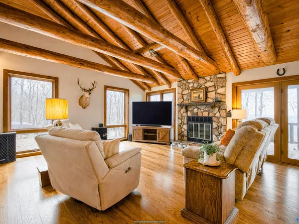 1849 W Point Rd, Somerville, AL 35670