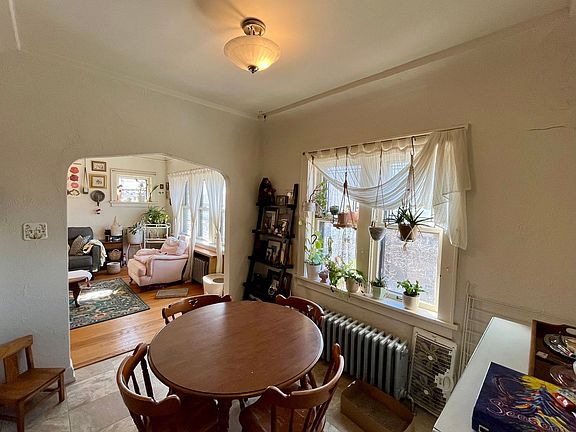 5th image of 4460 N Oakland Ave #36