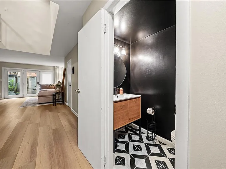 4300 Roswell Rd NE #28 — Photo 4