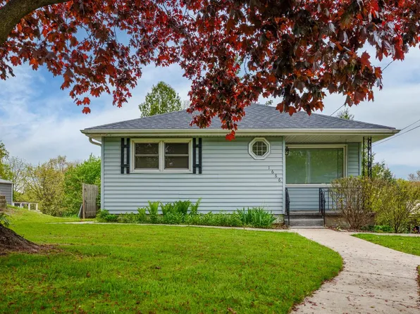 1666 240th AVENUE, Kansasville, WI 53139
