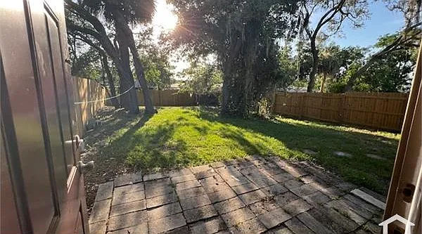 2 bed, 900 sqft, $1,700 — Photo 3