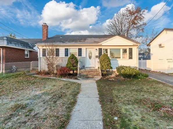 173 Brooklyn Avenue, Westbury, NY 11590