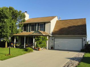 2128 Hacienda Dr, Kendallville, IN