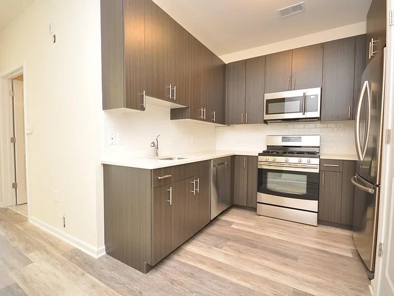 2 Hennessey Blvd #203 — Photo 10