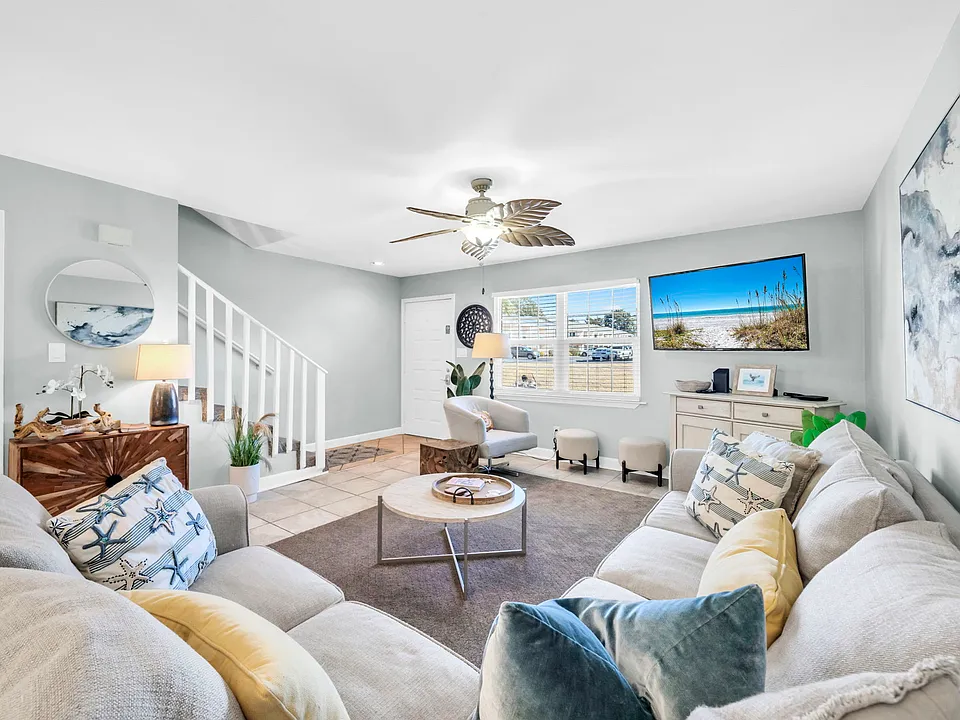 241 Ellis Rd #43