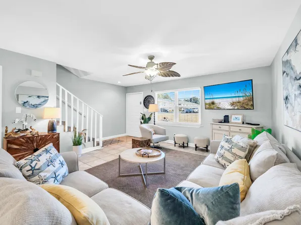 241 Ellis Rd, Miramar Beach, FL