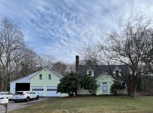 13 Pocahontas Rd, Kittery Pt, ME 03905