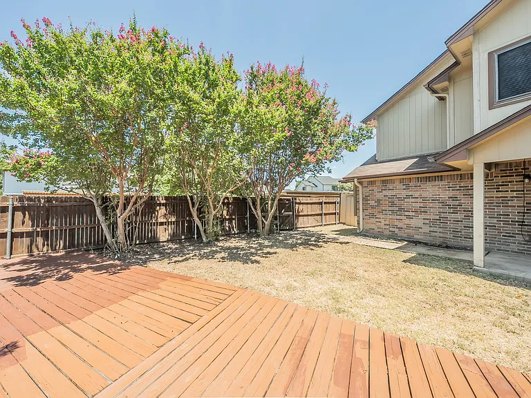 6402 Valleybrooke Ct — Photo 35