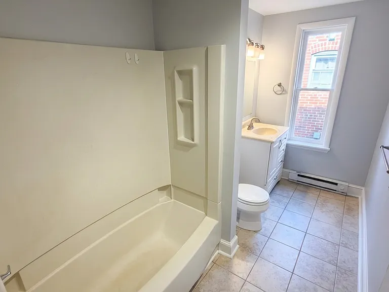 312 E 3rd St #1 — Photo 13