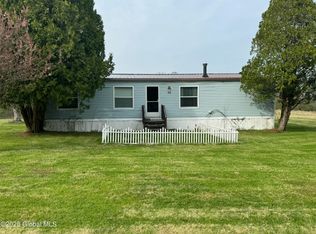 70 Dick Lynch Rd, Stillwater, NY 12170