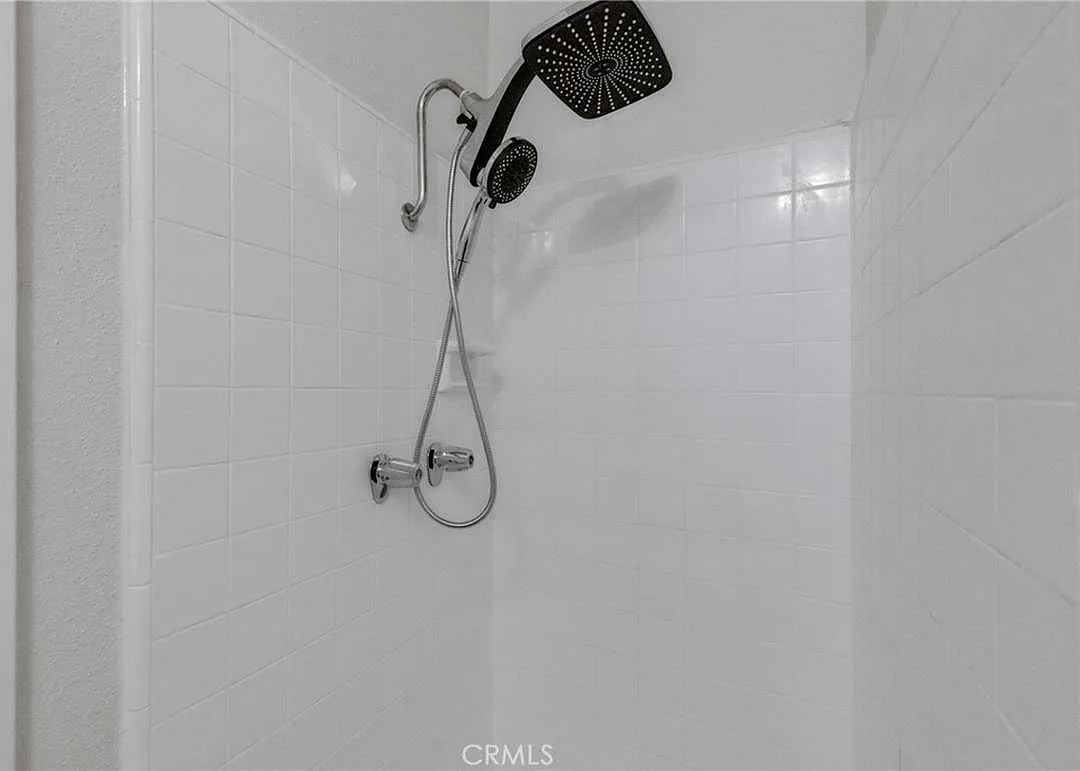 2 bed, 1184 sqft, $3,250 — Photo 4
