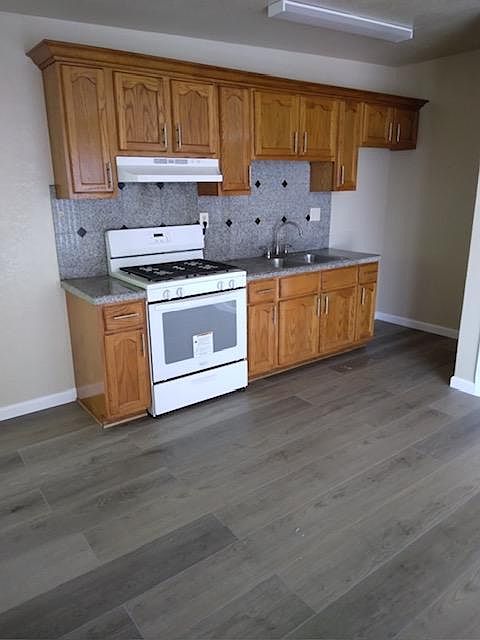 1st image of 1440 E South St #11