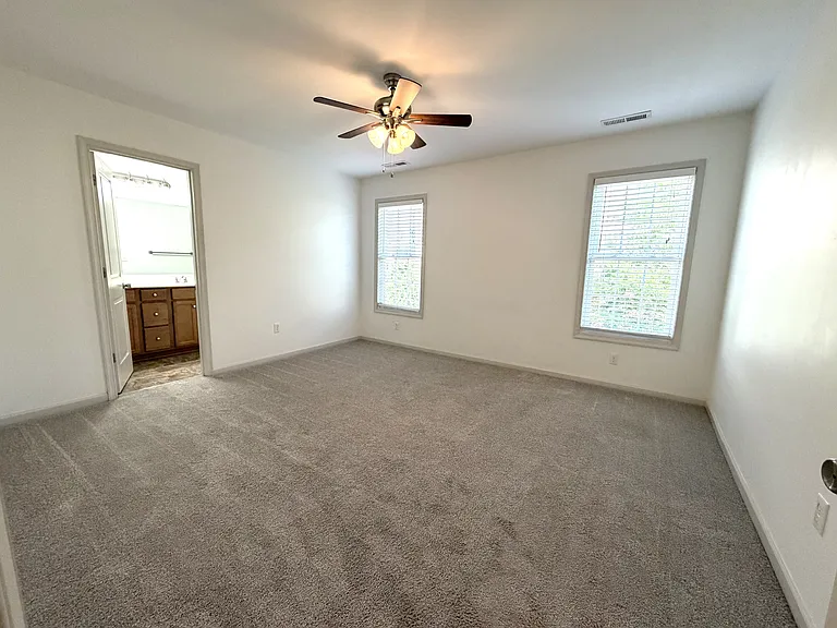 110 Aaron Pl #502 — Photo 11