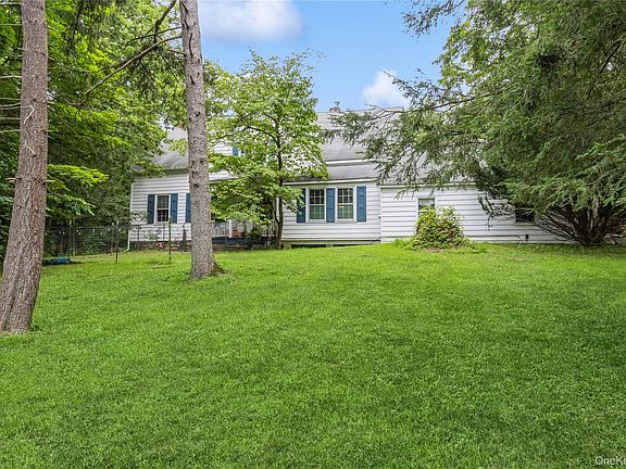 4th image of 93 Widmer Road
