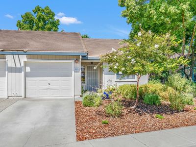 811 La Coruno St, Davis, CA, 95618
