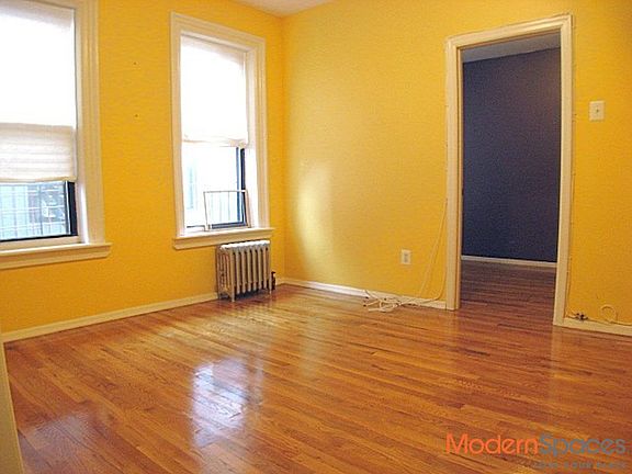 4th image of 2217 19th St APT 43
