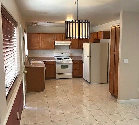 5th image of 9143 Sparklewood Ct