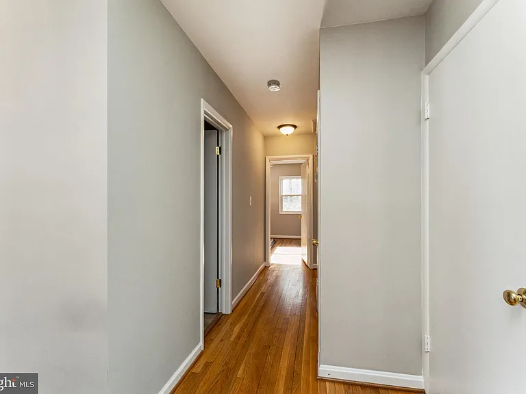 5424 Ferndale St — Photo 8