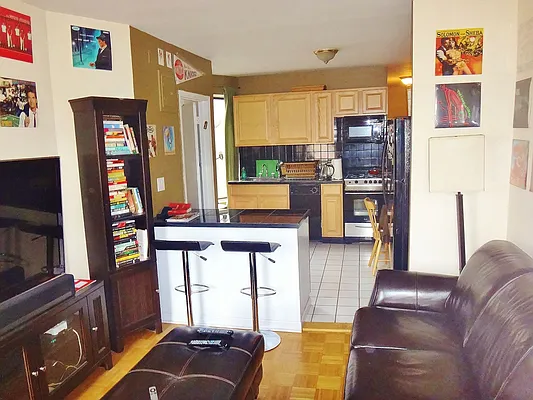 Rented by Julianna Realty Corp | media 8