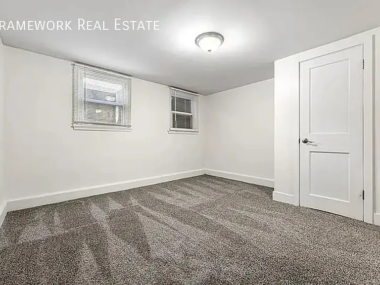 3150 N Fillmore St — Photo 32