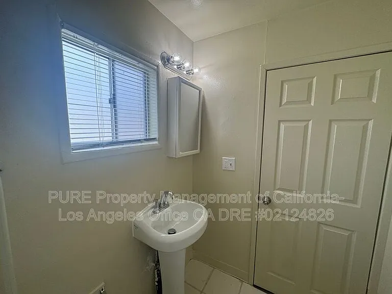 14601 Osage Ave #B — Photo 5