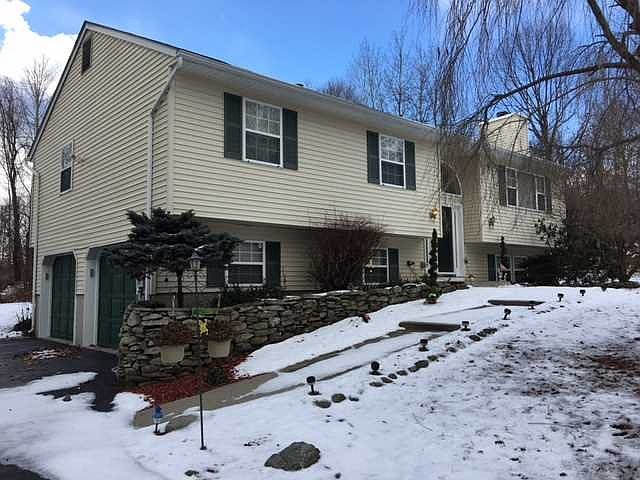 1st image of 11 Sommerfield Dr