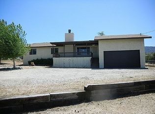 9544 Mountain Rd, Pinon Hills, CA 92372