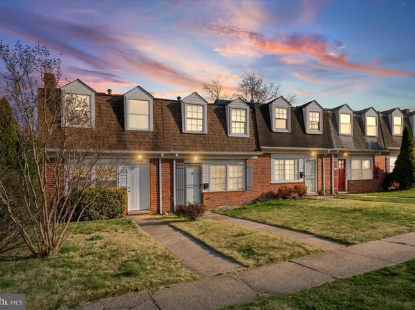 1335 Mantle St, Parkville, MD 21234