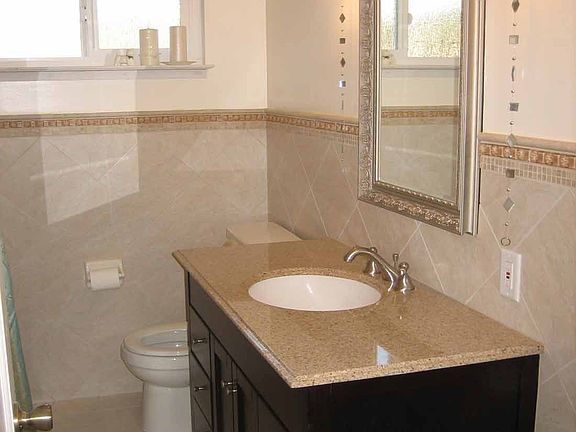 4th image of 3281 Vistamont Dr