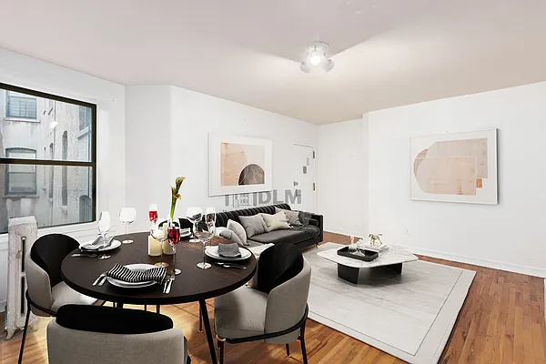 Sold by Oxford Property Group | media 3