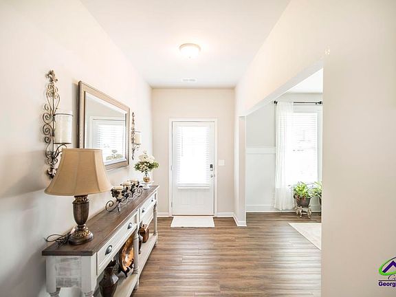 3rd image of 183 Sanders Rd