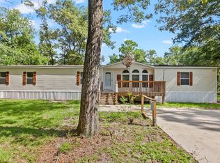 90 Royal Oaks Ct, Crawfordville, FL 32327