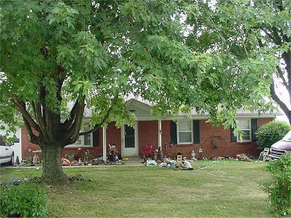 2nd image of 126 Rainbow Dr