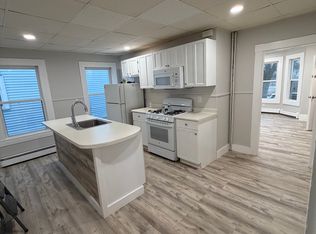 32 Clinton St APT 1, Lynn, MA 01902