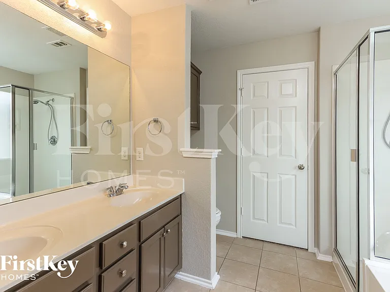 466 Dolly Dr — Photo 10
