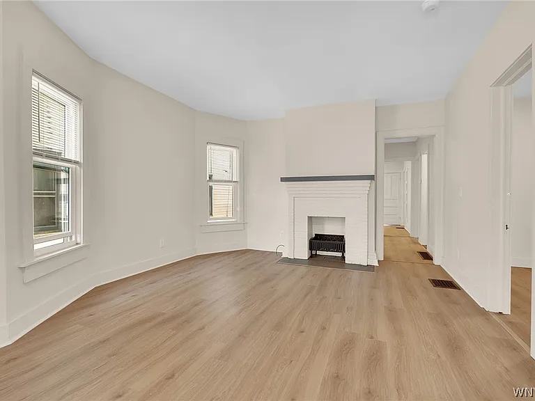 2206 Main St #1 — Photo 8