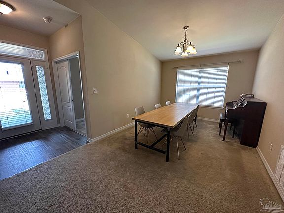 5th image of 9527 Laramie Dr