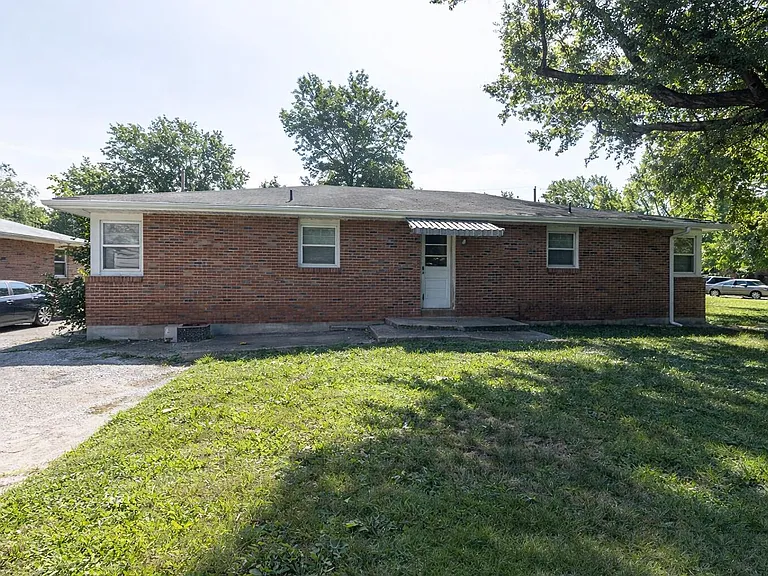 1003 Hardin St — Photo 12