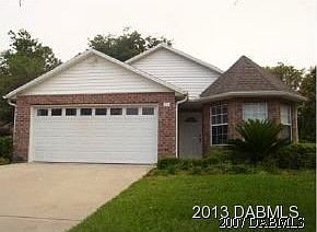 1st image of 20 Oak Village Dr
