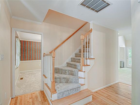 4th image of 4005 Glenn Landing Dr