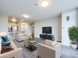 106 Parkway Forest Dr, Toronto, ON M2J 0C3