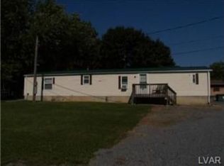 107 Pyshers Ln, Wind Gap, PA 18091