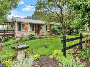 828 Pine Hill Rd, Lititz, PA 17543